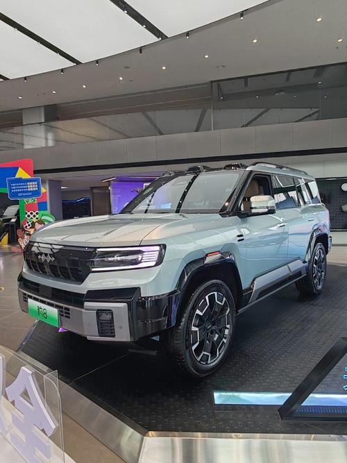 广州32比亚迪方程豹硬派越野的爆款，英菲尼迪35周年与你共成长