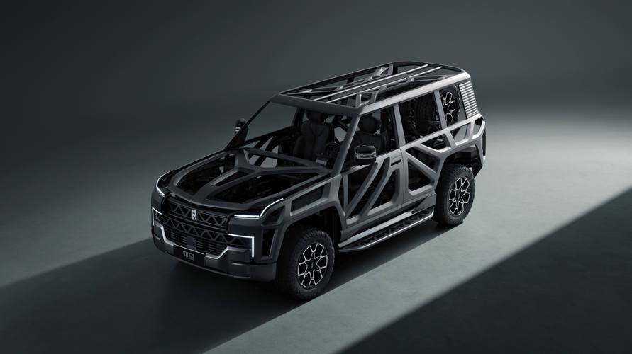 广州32仰望U8硬派越野的科技魅力，国能汽车对传统燃油车市场的冲击